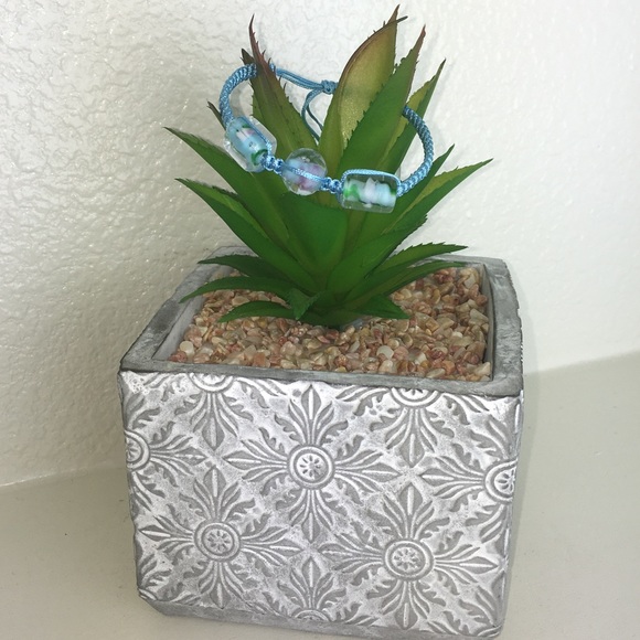 Handmade Chinese Knotting Bracelet W/ Glass Beads - Picture 2 of 8